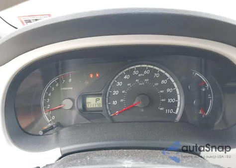 2013 Toyota Sienna Le V6 8 Passenger z USA, uszkodzony, nr VIN 5TDKK3DC7DS324011